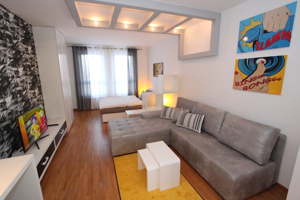 New Belgrade Apartment Neven, Parking 5 Evra Dan المظهر الخارجي الصورة